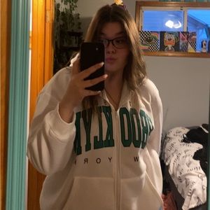 Meet your Posher, Kenna